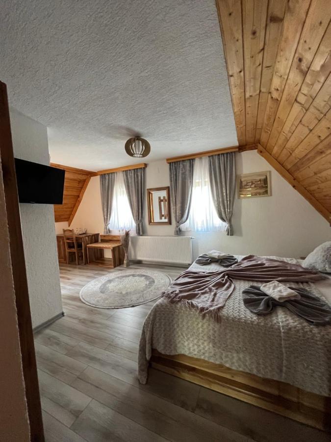 Rustic Inn River 2 Plitvička Jezera Dış mekan fotoğraf